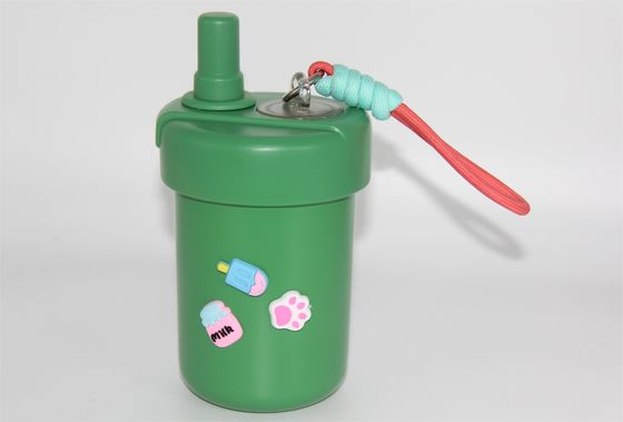 Nuevo estilo Colorido Vacuo Copas de frutas aisladas con tapa de acero inoxidable Tumbler Taza de café con paredes dobles